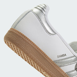 adidas Samba Jane i Mørkegrøn / Offwhite / Gummi